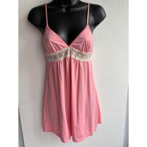 On Gossamer Pink Lace Nightgown Slip Size M Nylon Sleepwear Lingerie Sexy Barbie